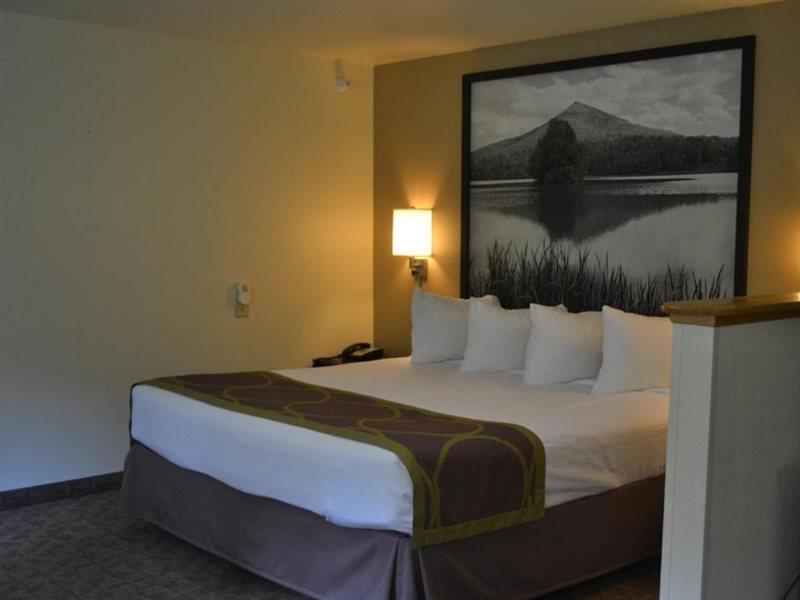 Hotel Super 8 By Wyndham Lebanon Esterno foto